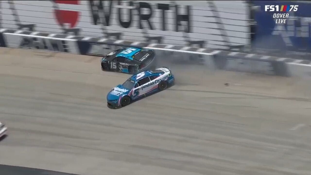 Kyle Larson, Brandon Poole and Ross Chastain are involved in minor accident at The Würth 400 at Dover, sending Larson to the garage